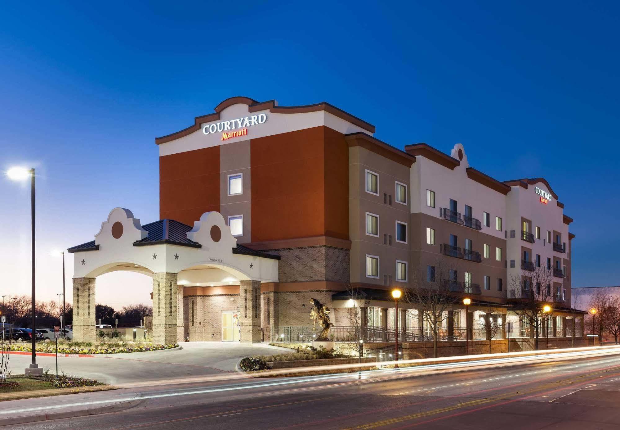 Courtyard By Marriott Fort Worth Historic Stockyards Екстер'єр фото